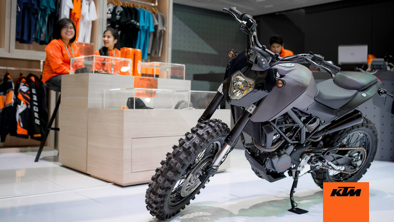 Illustration for article titled The KTM Duke 390 Is Going To Be A Customizer's Dream